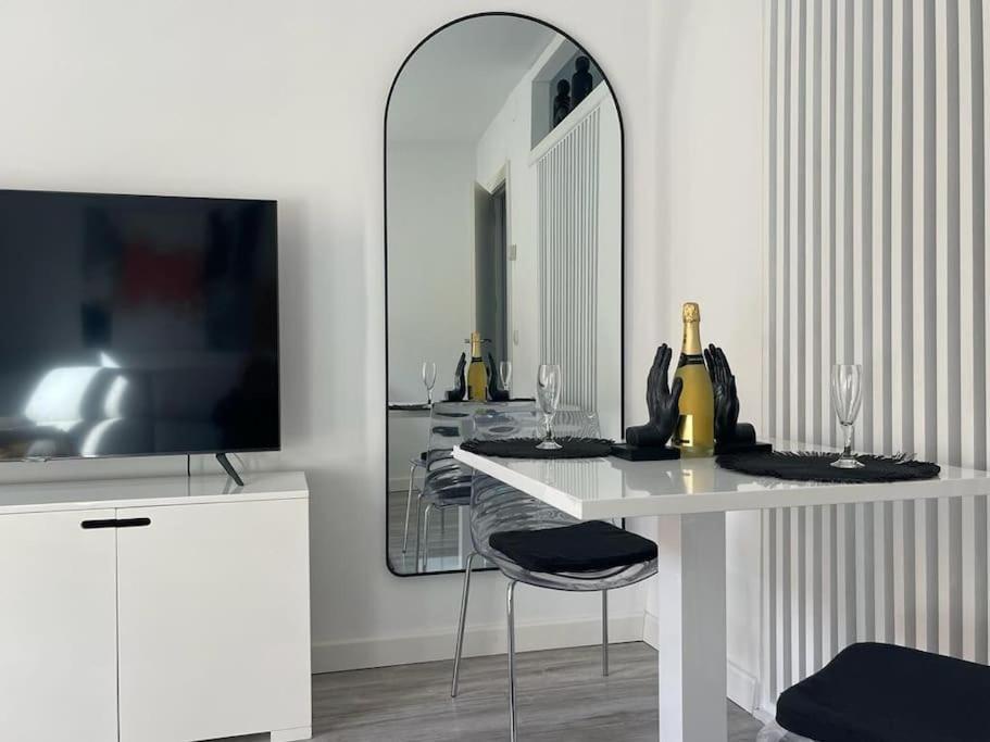 Urban Home By Unique Rooms Burgo Exterior foto